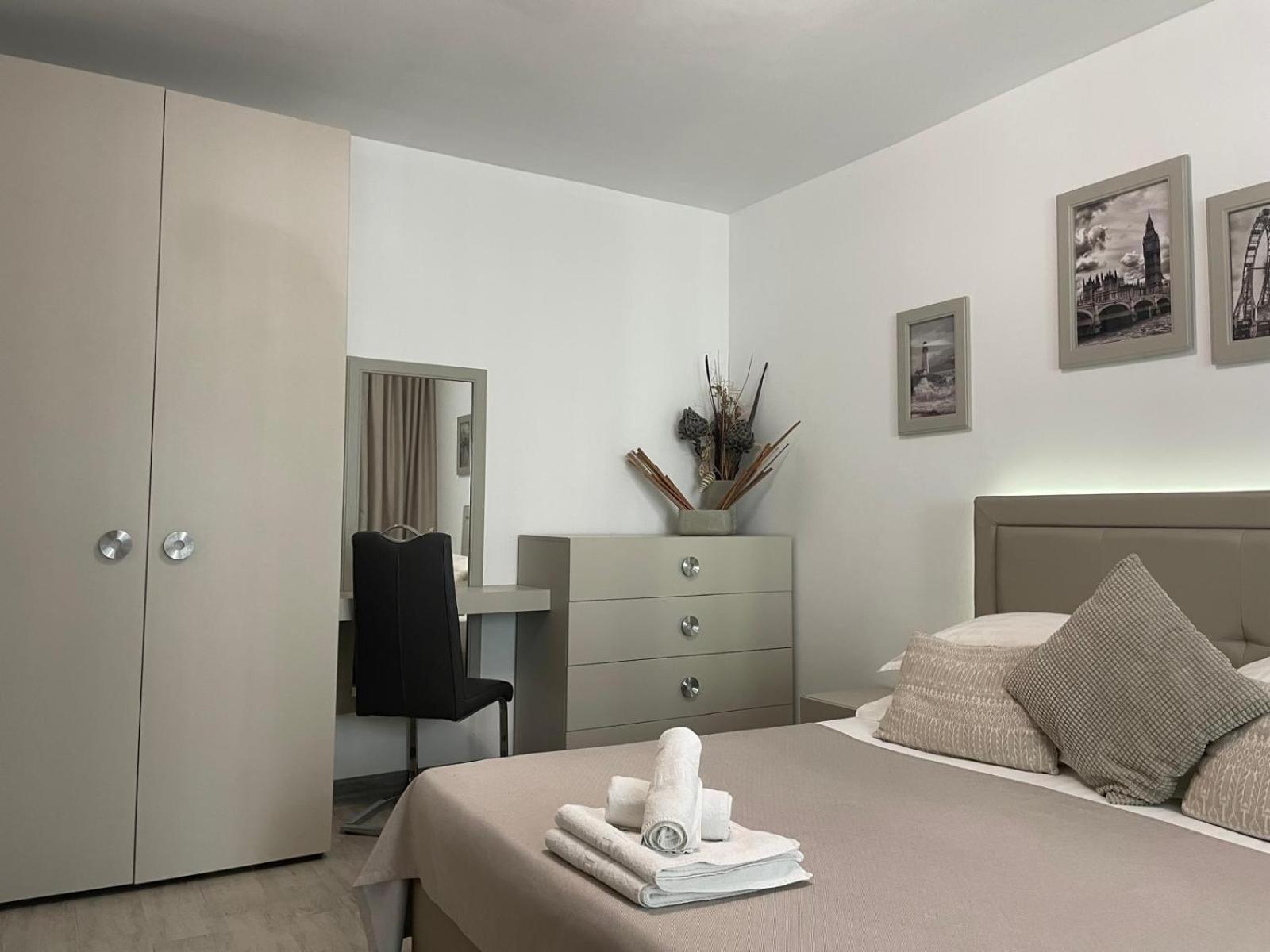 On Beach-Mamaia Residence Năvodari Екстериор снимка