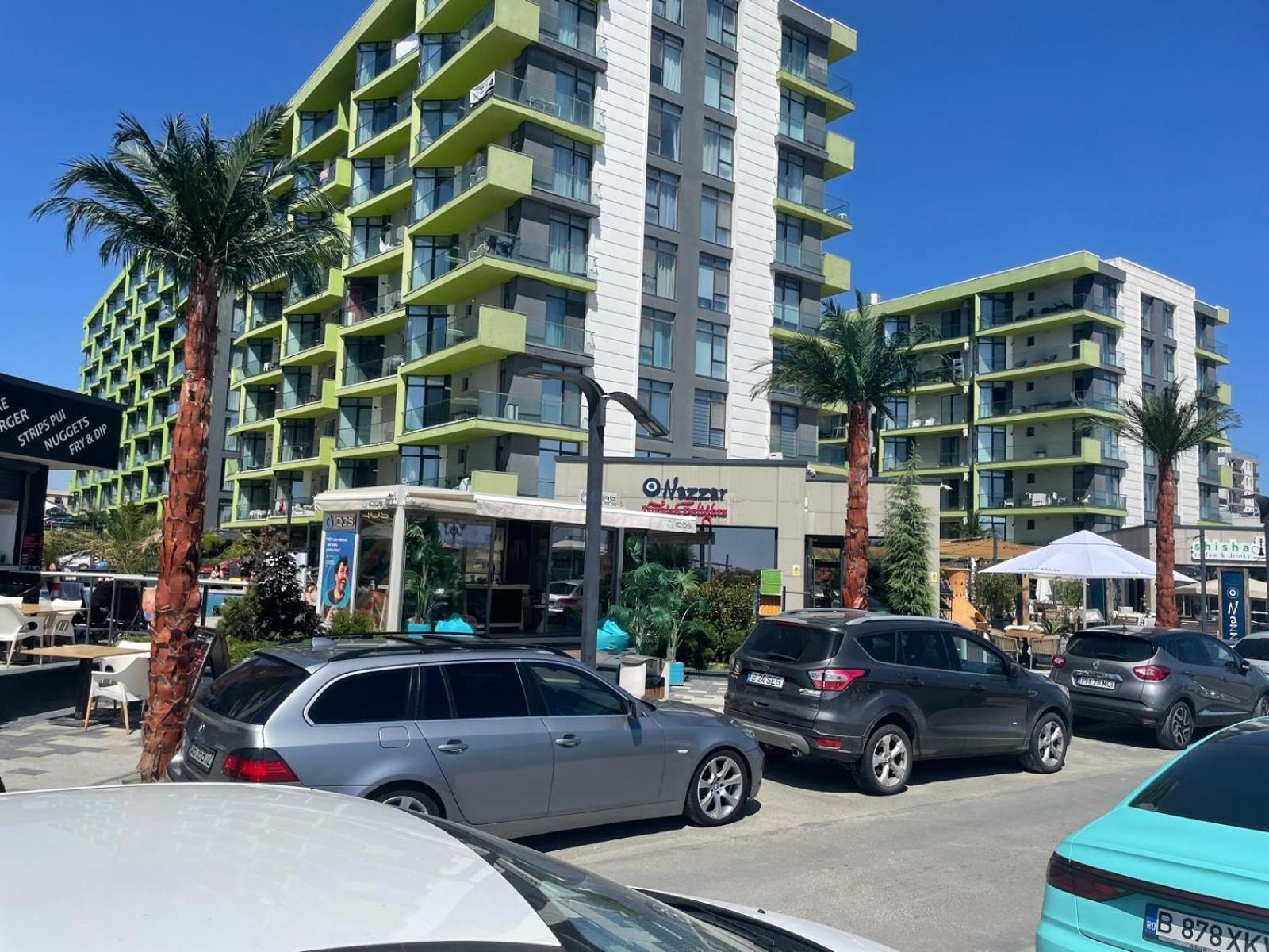 On Beach-Mamaia Residence Năvodari Екстериор снимка