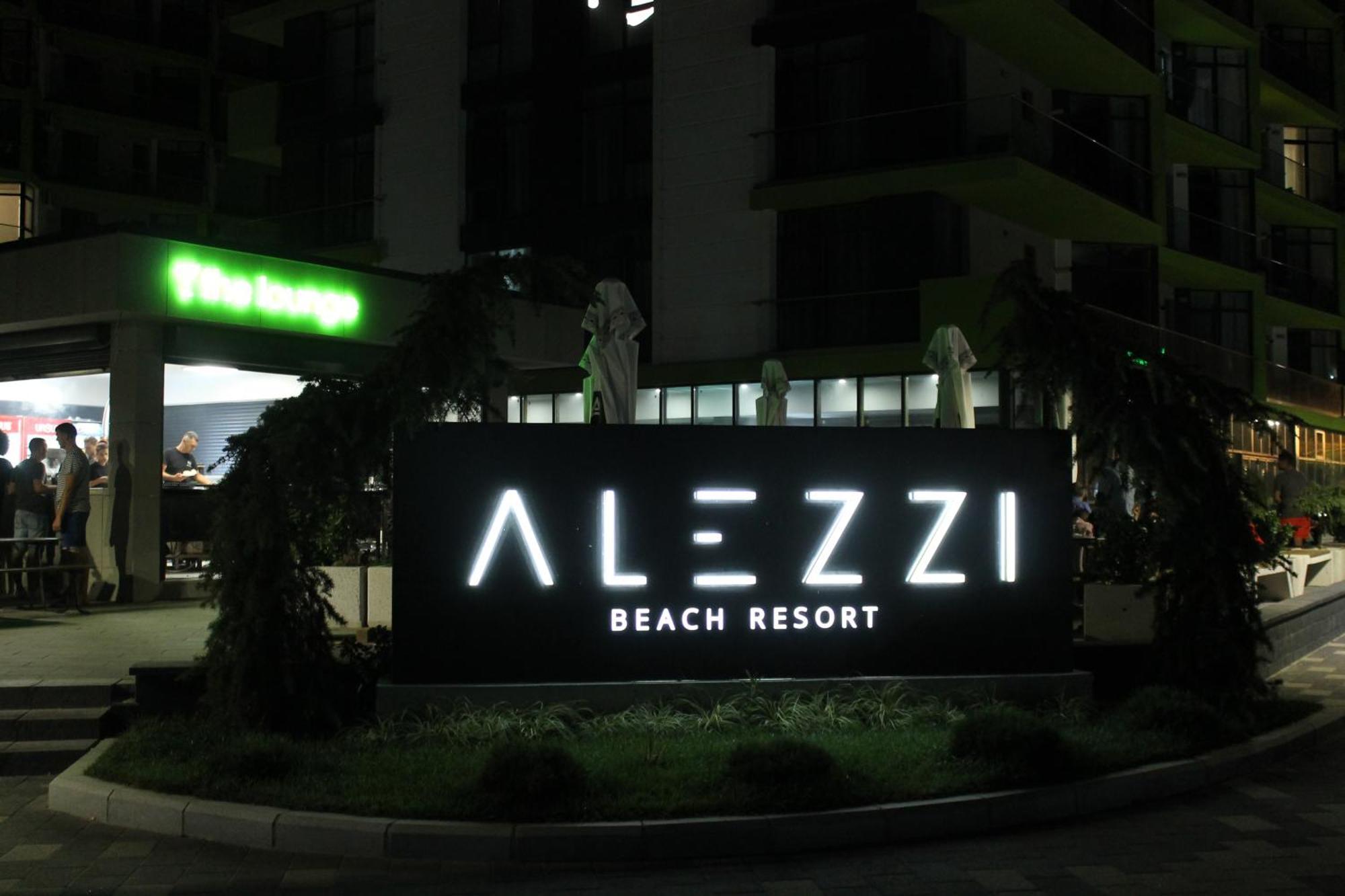 On Beach-Mamaia Residence Năvodari Екстериор снимка