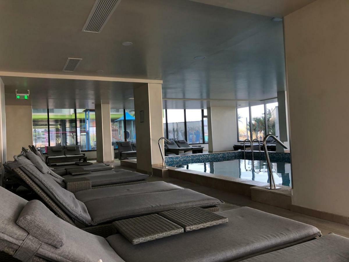 On Beach-Mamaia Residence Năvodari Екстериор снимка
